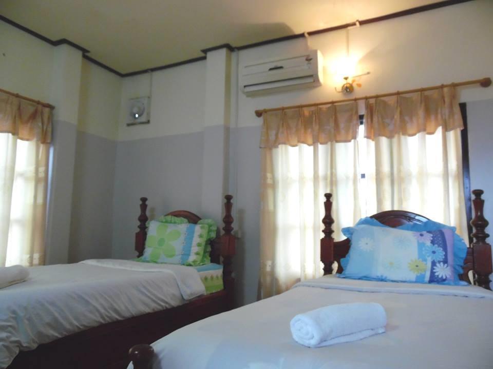 เมเล เกสต์เฮ้าส์ Hotel วังเวียง ภายนอก รูปภาพ