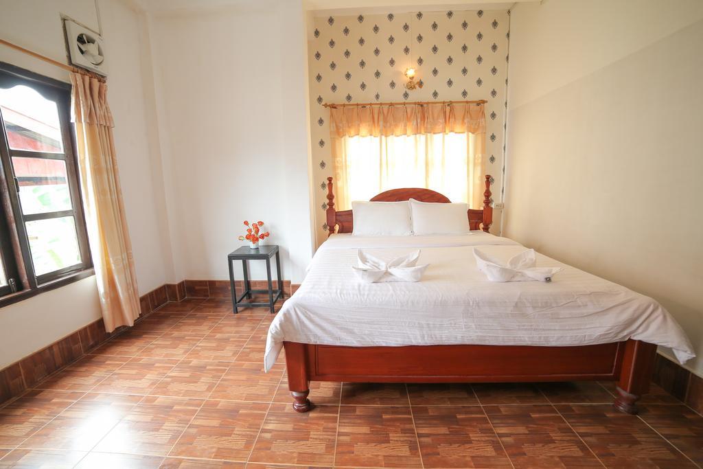 เมเล เกสต์เฮ้าส์ Hotel วังเวียง ภายนอก รูปภาพ