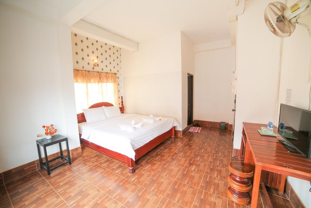 เมเล เกสต์เฮ้าส์ Hotel วังเวียง ภายนอก รูปภาพ