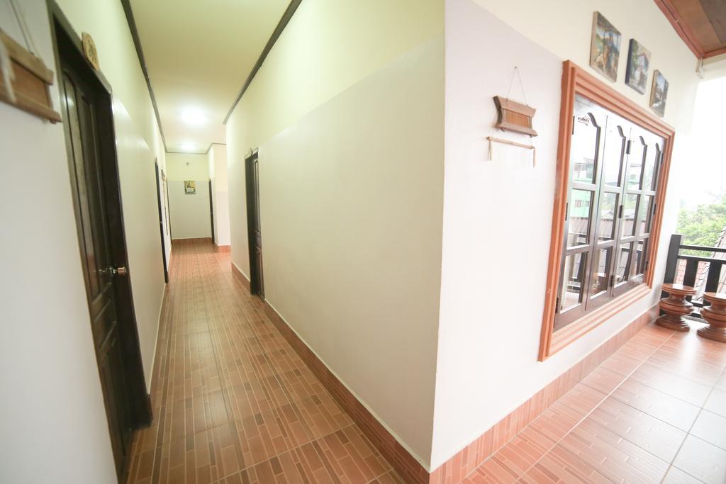 เมเล เกสต์เฮ้าส์ Hotel วังเวียง ภายนอก รูปภาพ