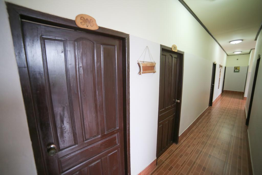 เมเล เกสต์เฮ้าส์ Hotel วังเวียง ภายนอก รูปภาพ