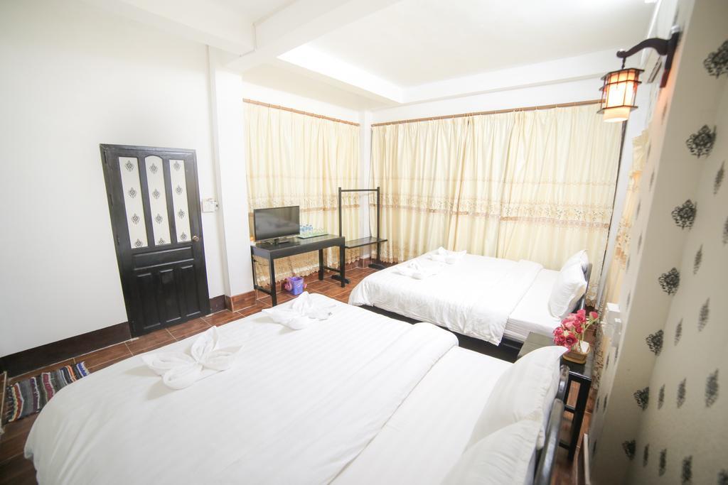 เมเล เกสต์เฮ้าส์ Hotel วังเวียง ภายนอก รูปภาพ